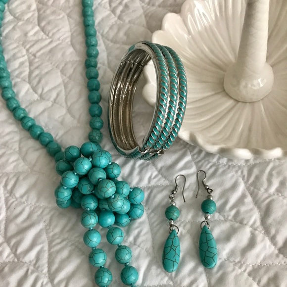 Cara New York Jewelry - Cara New York Jewelry bundle